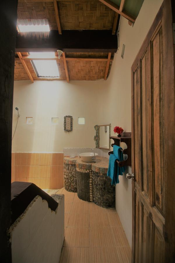 Jungle Tribe Guesthouse Berastagi Dış mekan fotoğraf