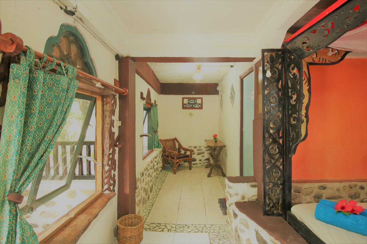 Jungle Tribe Guesthouse Berastagi Dış mekan fotoğraf